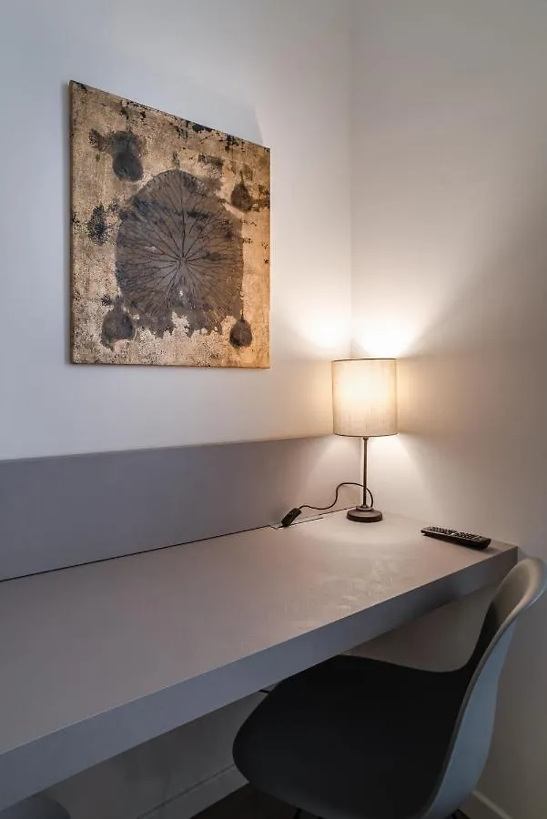 Leisure Design Luxury In The Center Of Milan Apartment