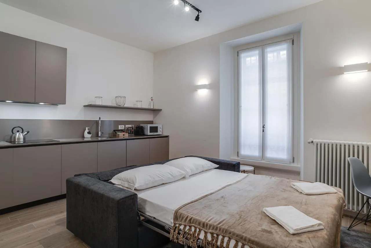 Leisure Design Luxury In The Center Of Milan Apartment Italy