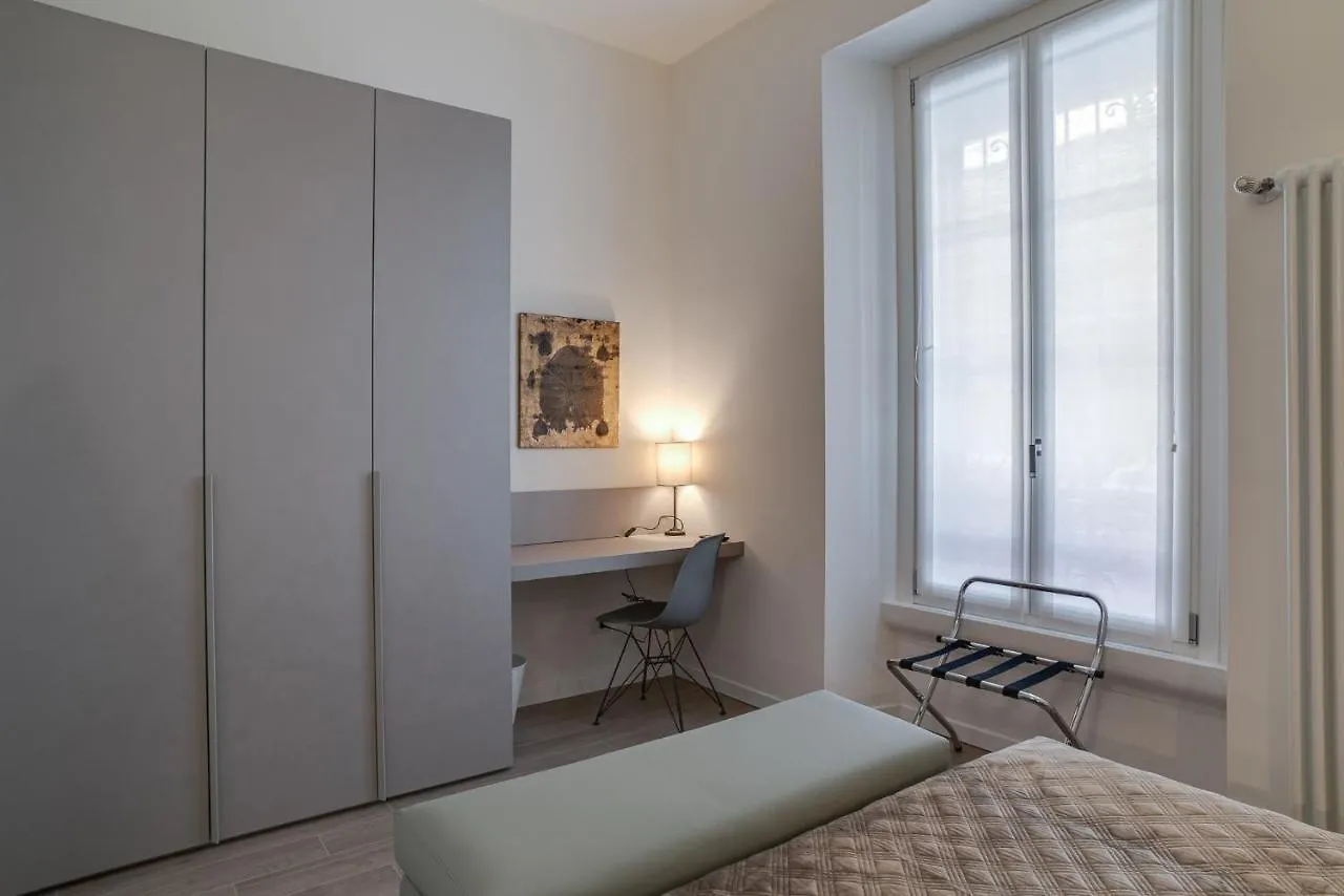 Leisure Design Luxury In The Center Of Milan Apartment